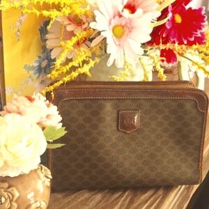 🔥CELINE Macadam Clutch